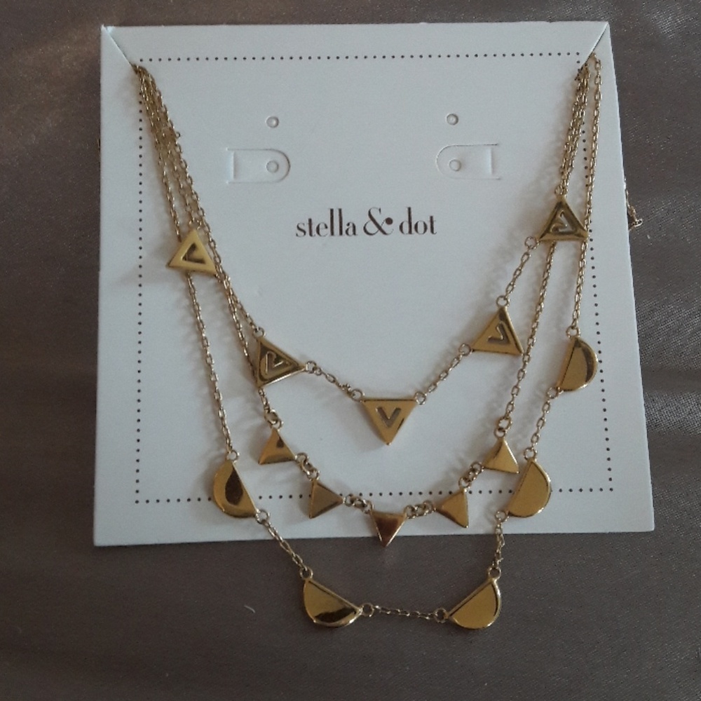 Stella & Dot Pave Chevron necklace